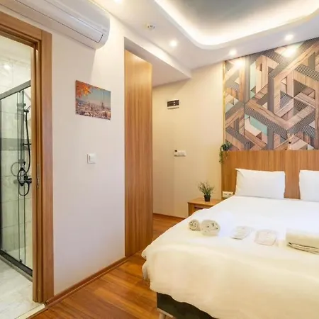 Istanbulites Hotel 3*