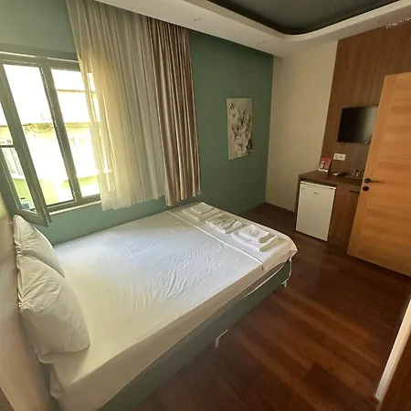 Istanbulites Hotel