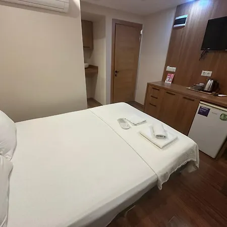 Hotel Istanbulites 3*